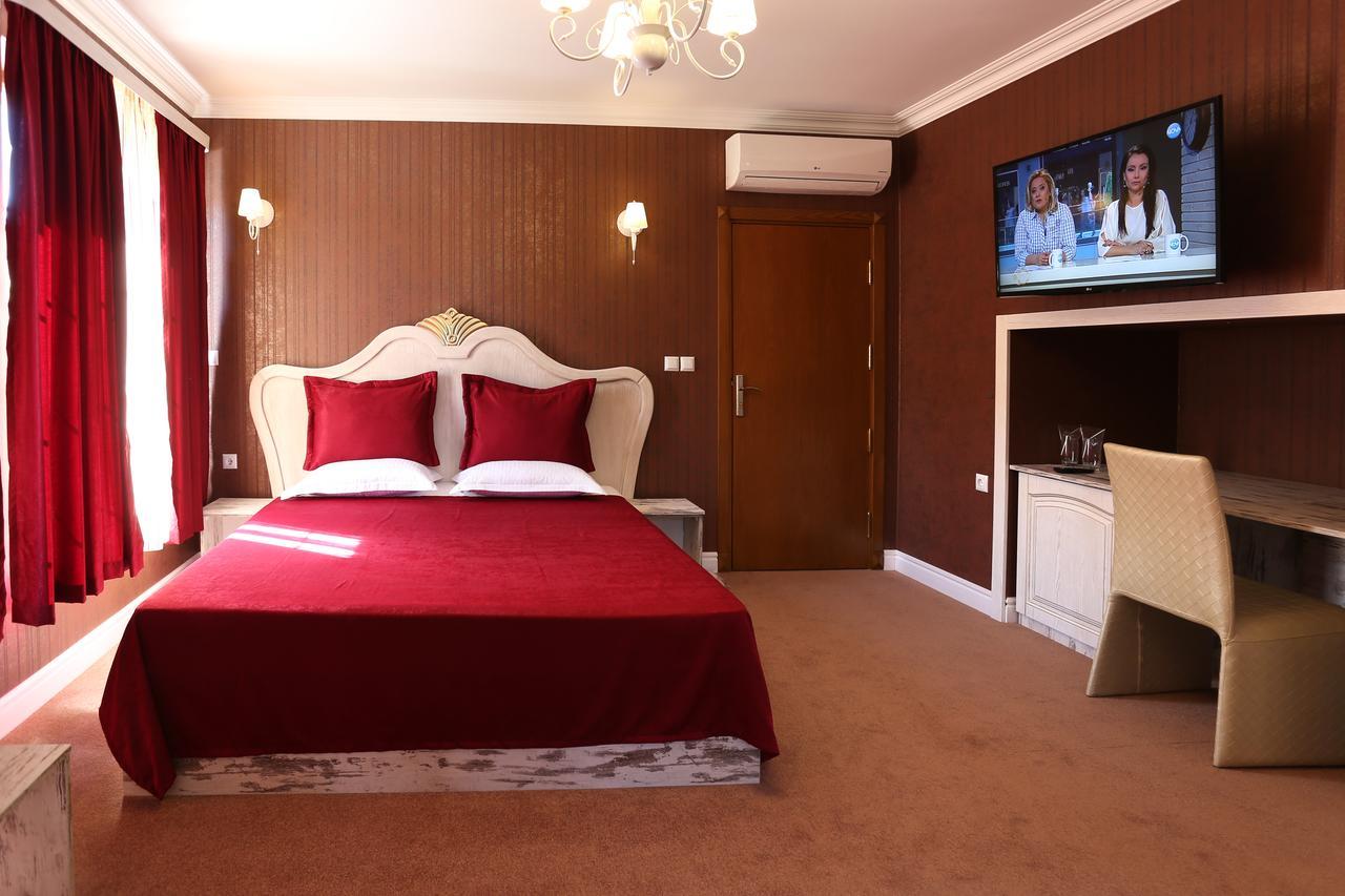 Hotel Green Garden Shumen Exterior foto