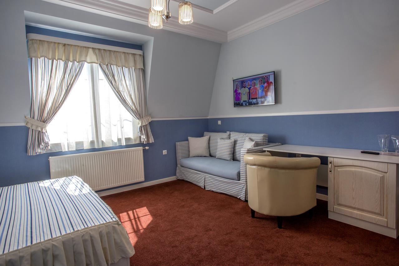 Hotel Green Garden Shumen Exterior foto